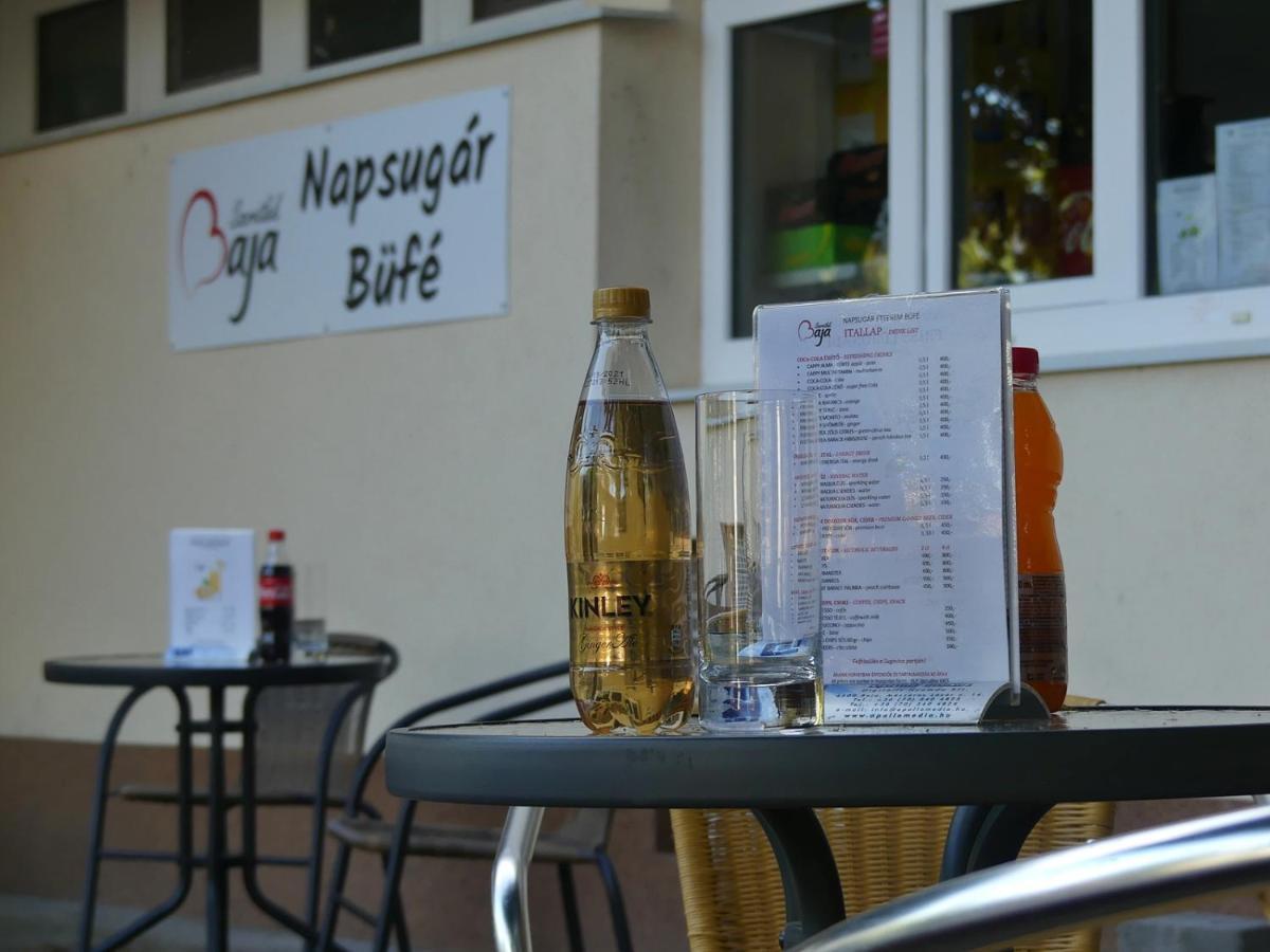 Napsugar Szallo Baja Extérieur photo